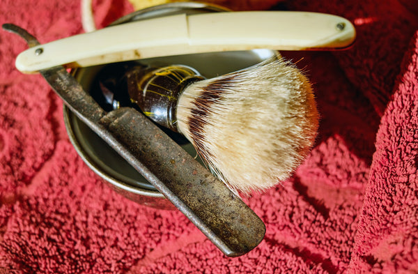How To Shave Your Face With a Straight Razor Step By Step